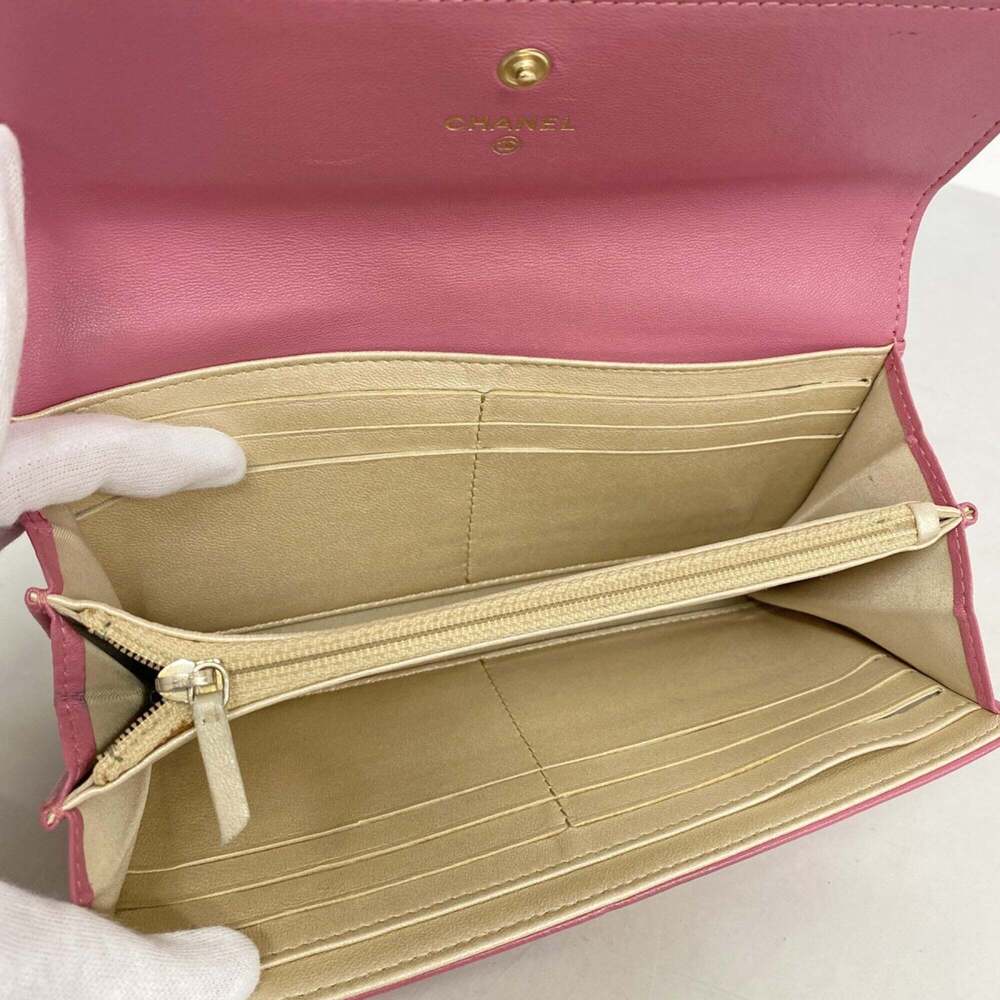CHANEL Authentic Pink Lambskin Leather Wallet - Picture 3 of 8
